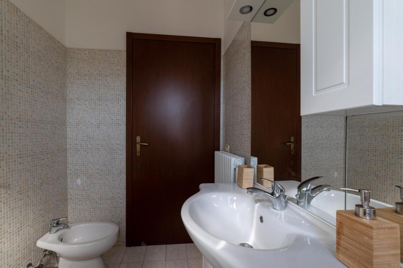 Parma Parco Ducale Duplex Apartment With Parking ภายนอก รูปภาพ